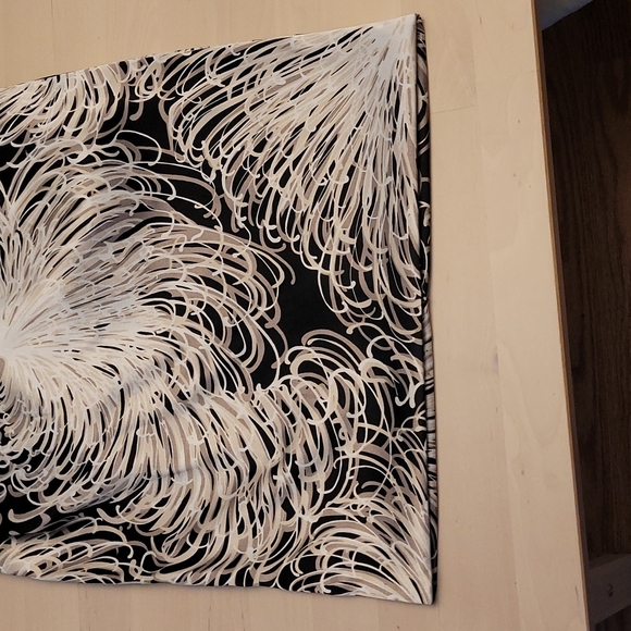 Y2K Vibe London Times Ruched Swirl Print Bodycon Dress - Picture 12 of 14